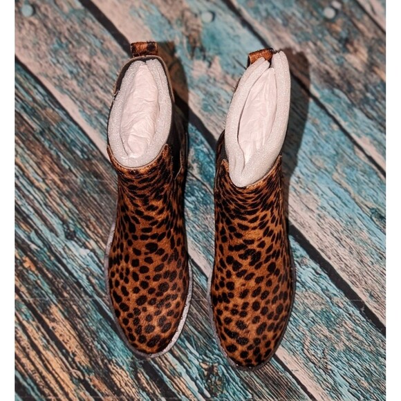 Rebecca Minkoff Size 7M Leopard Print Calf Hair Chelsea Sabeen Too Ankle Boots - Picture 4 of 9
